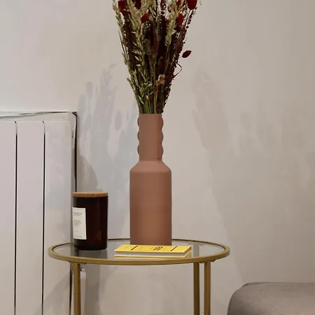 Apartamento Charme Parisien Pres Des Buttes-chaumont *