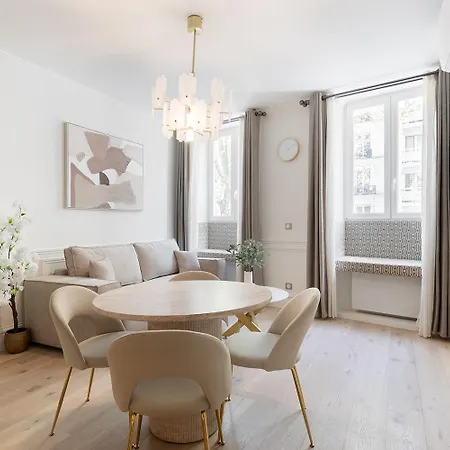 Apartment Pick A Flat's In Montmartre- Rue Gauthey Paris