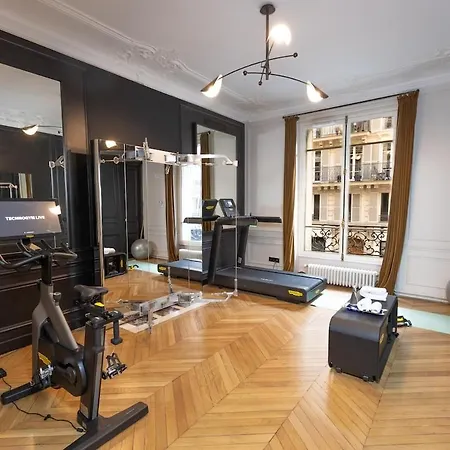 Luxurious 4 Bedroom Apartment, La Muette Daire *