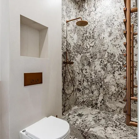 Luxurious 4 Bedroom Apartment, La Muette *