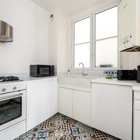 Mobility Lease - Luxembourg Gardens & Montparnasse Apartment Paris