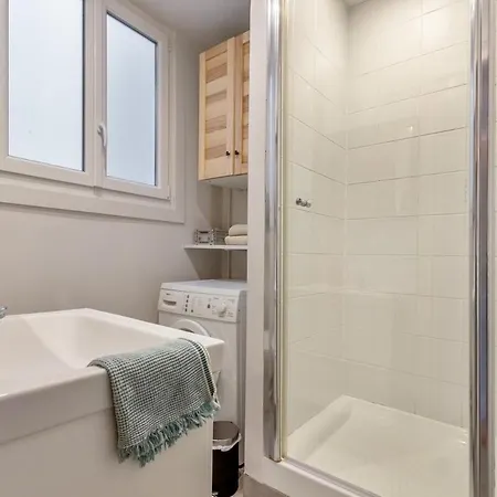 Bichat 3 - Ci - Bright Flat Near Canal Saint Martin *