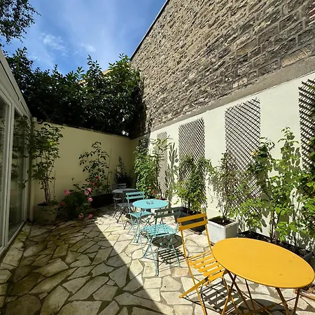 Hipotel Lilas Gambetta Hotel Paris