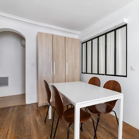 2 Pieces Confortable Metro Duroc - 6 -4p Apartment Paris