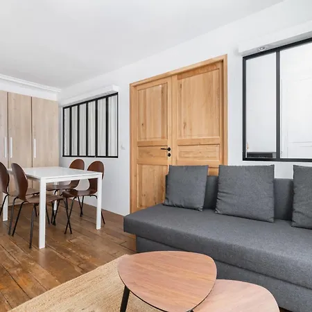 2 Pieces Confortable Metro Duroc - 6 -4p Apartment Paris