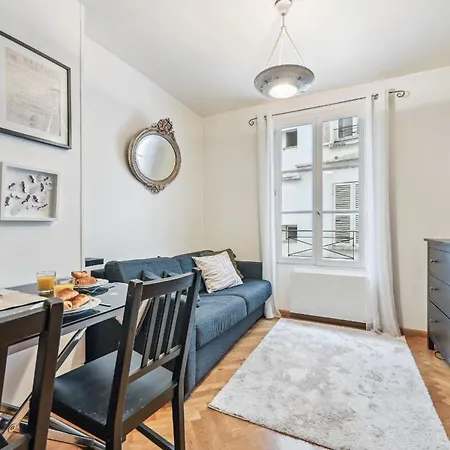 Bnbnova - Eiffel Tower & Des Invalides - 1br Apartamento