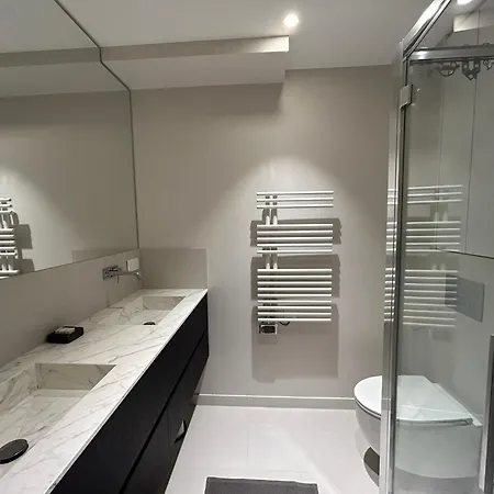 New 100m2 3-bedroom Flat In 6th St Germain-des-pres *