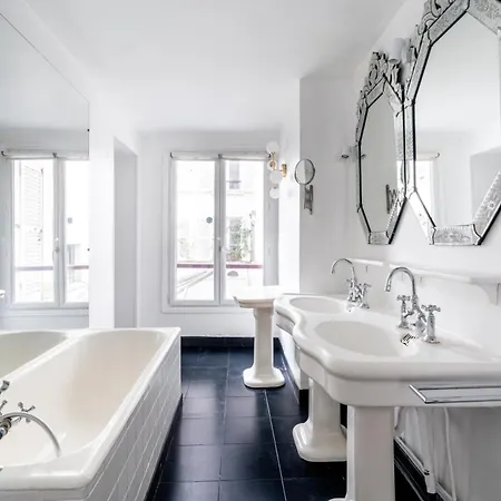 Apartment Elegance Vendome & Tuileries Paris