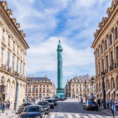 Elegance Vendome & Tuileries Apartment