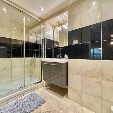 Apartment Grands Boulevards 4 Guests Paris