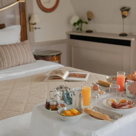Napoleon Hotel Paris