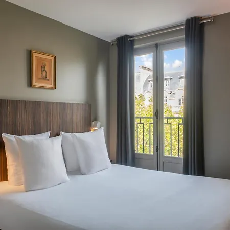 Helzear Champs-elysees Hotel 4*