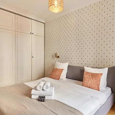 Apartment Opera By Prestige *