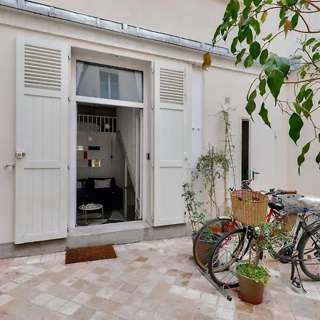 Apartment Design Au Coeur Du Marais *