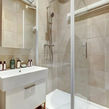 Apartment Spacieux Au Coeur Du Marais