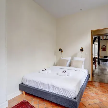 Apartment Spacieux Au Coeur Du Marais Paris