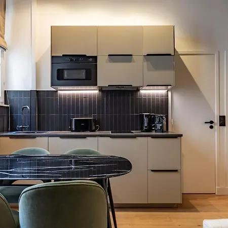 Parisian Luxury Living Rue Dauphine Saint-germain-des-pres Apartment *