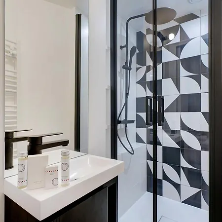 Apartment Chic - 2br 6p - Saint-ambroise *