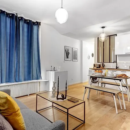 Charme Contemporain Pres De La - 4p Apartment