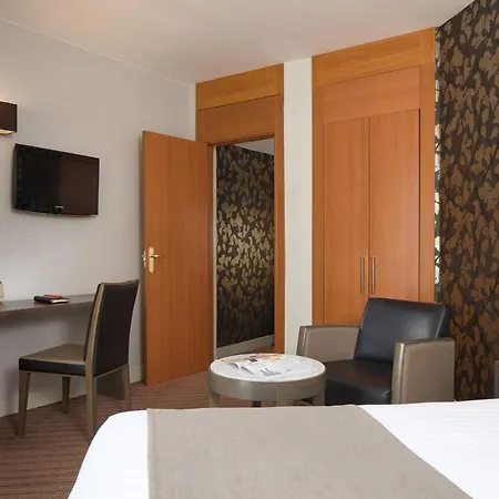 Timhotel Opéra Blanche Fontaine Hotel