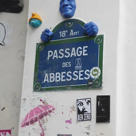 Regyn's Montmartre