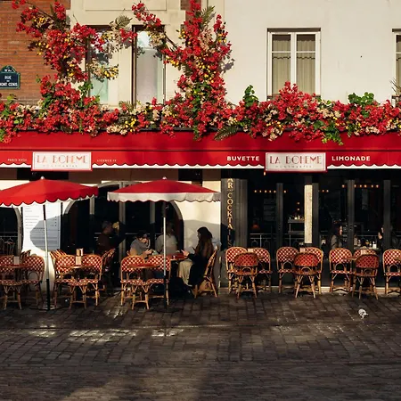Regyn's Montmartre Hotel 2*