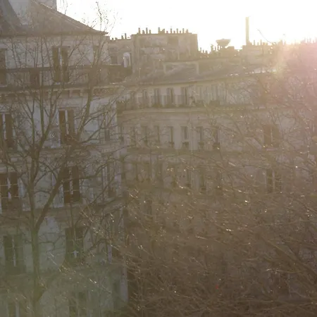 Regyn's Montmartre 2* Paryż