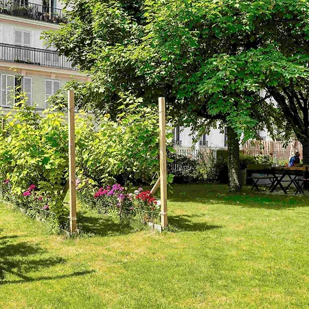 Mercure Montmartre Sacré Coeur Hotel