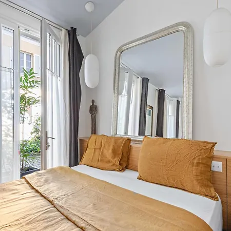 Comme Maison Sur L'ile Saint Louis Apartment *