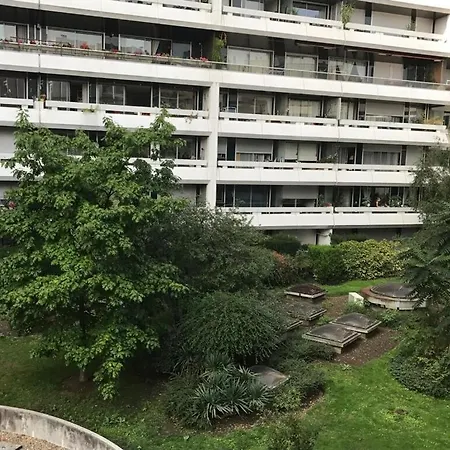 Grand Fonctionnel, Calme Et Ensoleille *