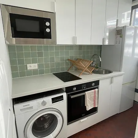 Appartement Grand Fonctionnel, Calme Et Ensoleille *