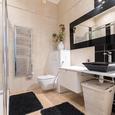Champs Elysees Apartment Paris