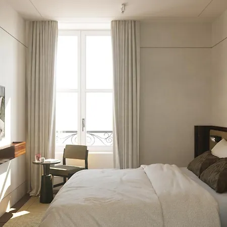 Mondovi Luxury *