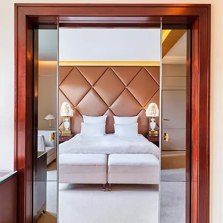 Barrière Fouquet's 5* Paris