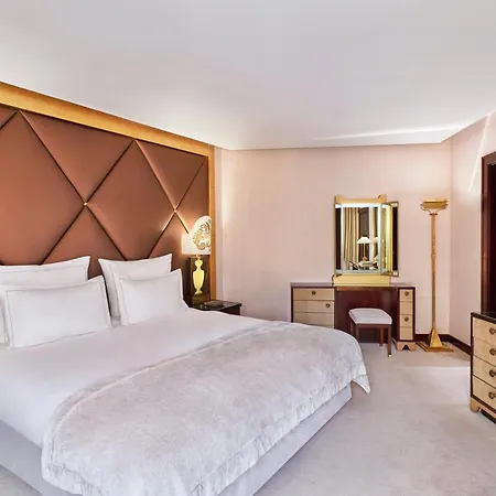 Barrière Fouquet's Paris
