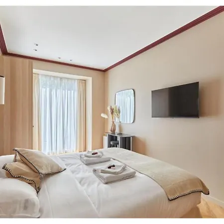 Incredible Ac 3 Bedrooms Center Of By Prestige Paris