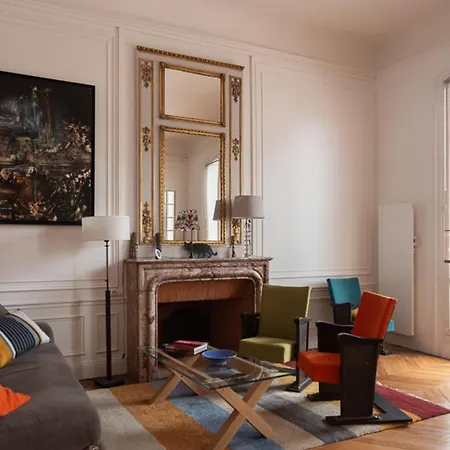 아파트 Spacious Nest With Terrace Near Batignolles *
