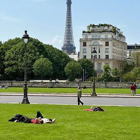 Apartment Guestready - Amelie & Eiffel, Art Of Living Paris