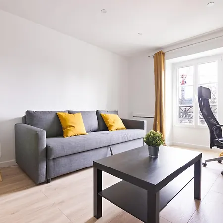 1 Bedroom Quartier Austerlitz Free Netflix