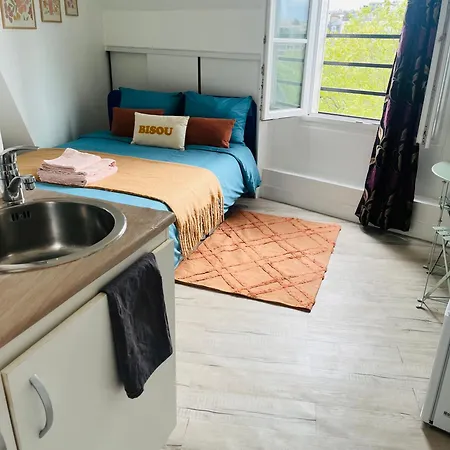 Homestay Place Equipe Au Coeur De Avec Vue Sur L'arc De Triomphe Et La Tour Eiffel Paris