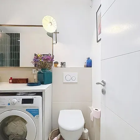 Apartment Elegant Near Belleville & Jourdain Paris
