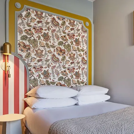 Mercure Notre Dame Saint Germain Des Prés 4* Paris