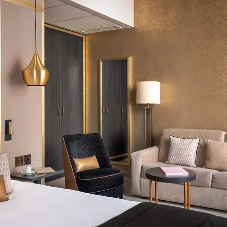 Hotel Niepce Paris, Curio Collection By Hilton Paris
