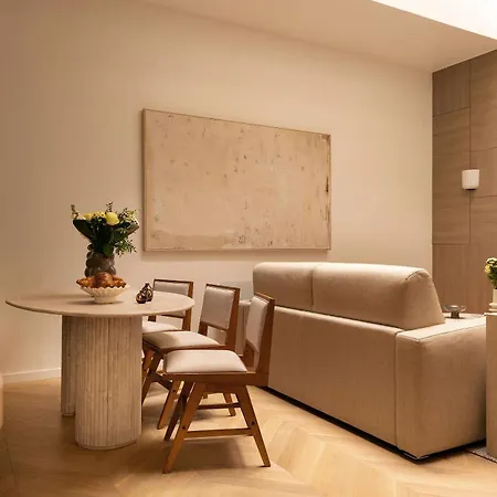 Elegant Apartment- 2br-6p- Le Marais *
