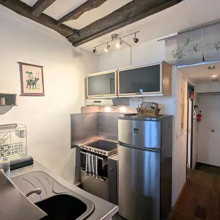 Charming Pied-a-terre - Marais *
