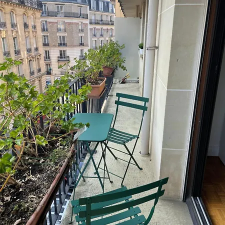 Cozy Flat The Parisian Stopover