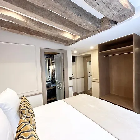 Merveil - Signature - Tour Eiffel - Bourgogne Apartment