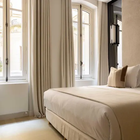 Luxurious Madeleine - Saint Honore Paris