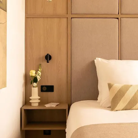 Elegant Apartment- 2br-6p- Le Marais Apartment