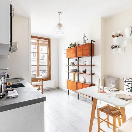 Apartment Guestready - Amelie & Eiffel, Art Of Living Paris